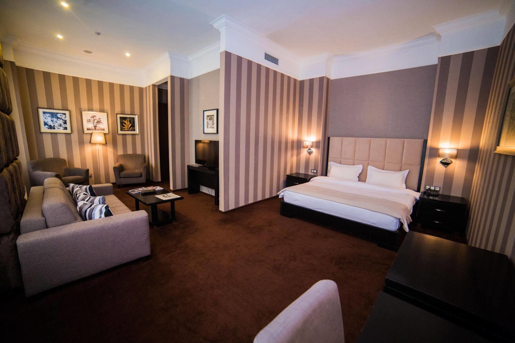 Jelsomino Boutique Hotel Astana Eksteriør billede